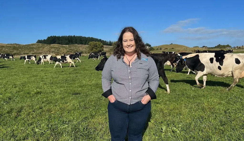 Meet Georgia Trembath – SenseHub® Dairy Training Specialist